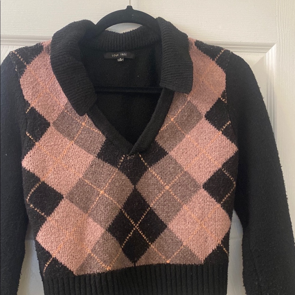 Love Tree Women's Argyle Sweater - Pink and Black